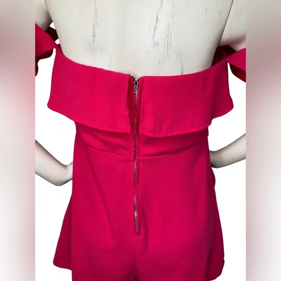 NWOT. SHINESTAR Pink Off Shoulder Flounce Sleeve Romper With Pockets - Picture 13 of 14